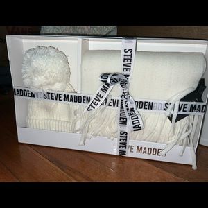 Steve Madden Hat and Scarf Set